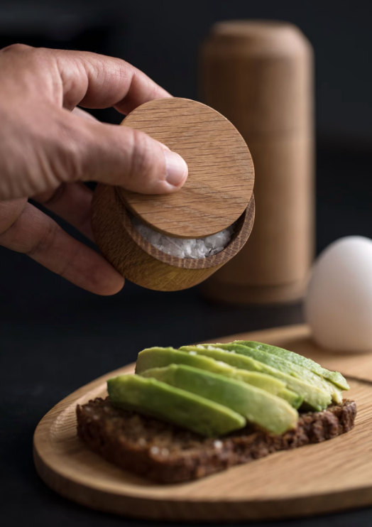 Salt Me – zoutpotje in eikenhout
